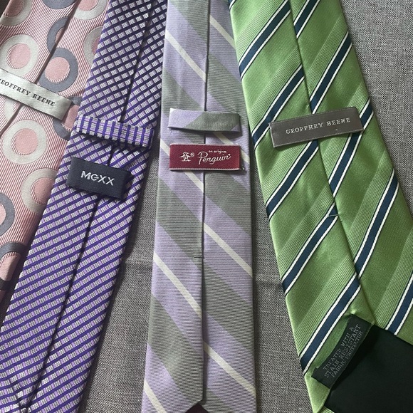 Collection of 5 ties. - Picture 4 of 6